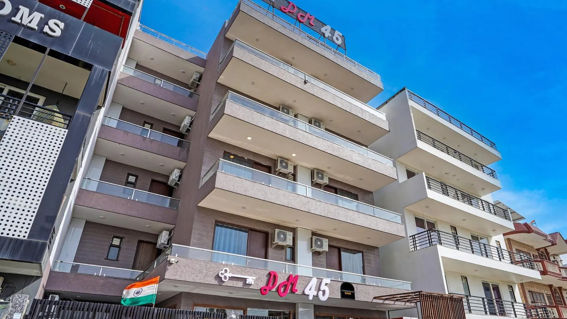 Collection O Dm 45 Hotell Gurgaon 3*,