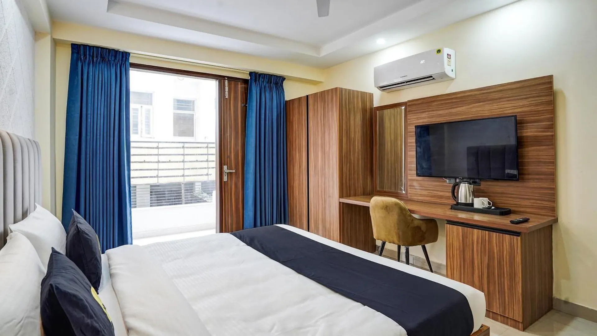 Collection O Dm 45 Hotell Gurgaon 3*,